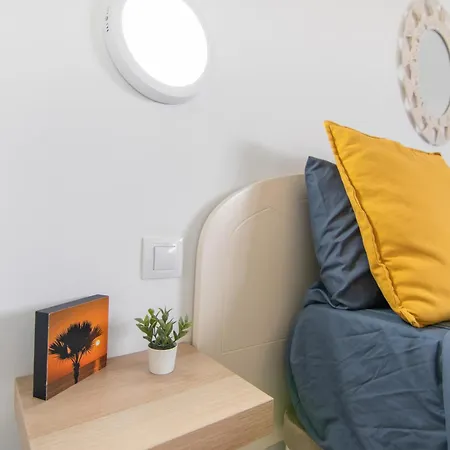 Stunning Sunset Ocean View アパート タウリト