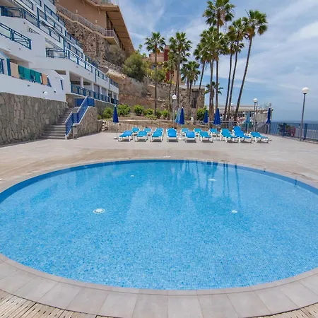 アパート Stunning Sunset Ocean View タウリト