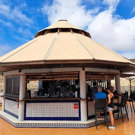 アパート Stunning Sunset Ocean View タウリト