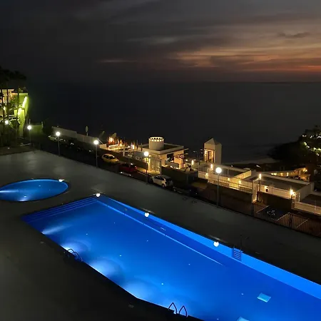 Stunning Sunset Ocean View * タウリト